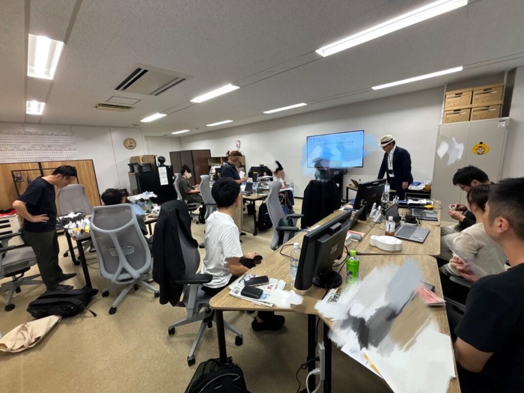 元湖南市長・谷畑英吾氏を講師に招き、『首長マガジン』に関わるスタッフ向けの社内勉強会を実施いたしました